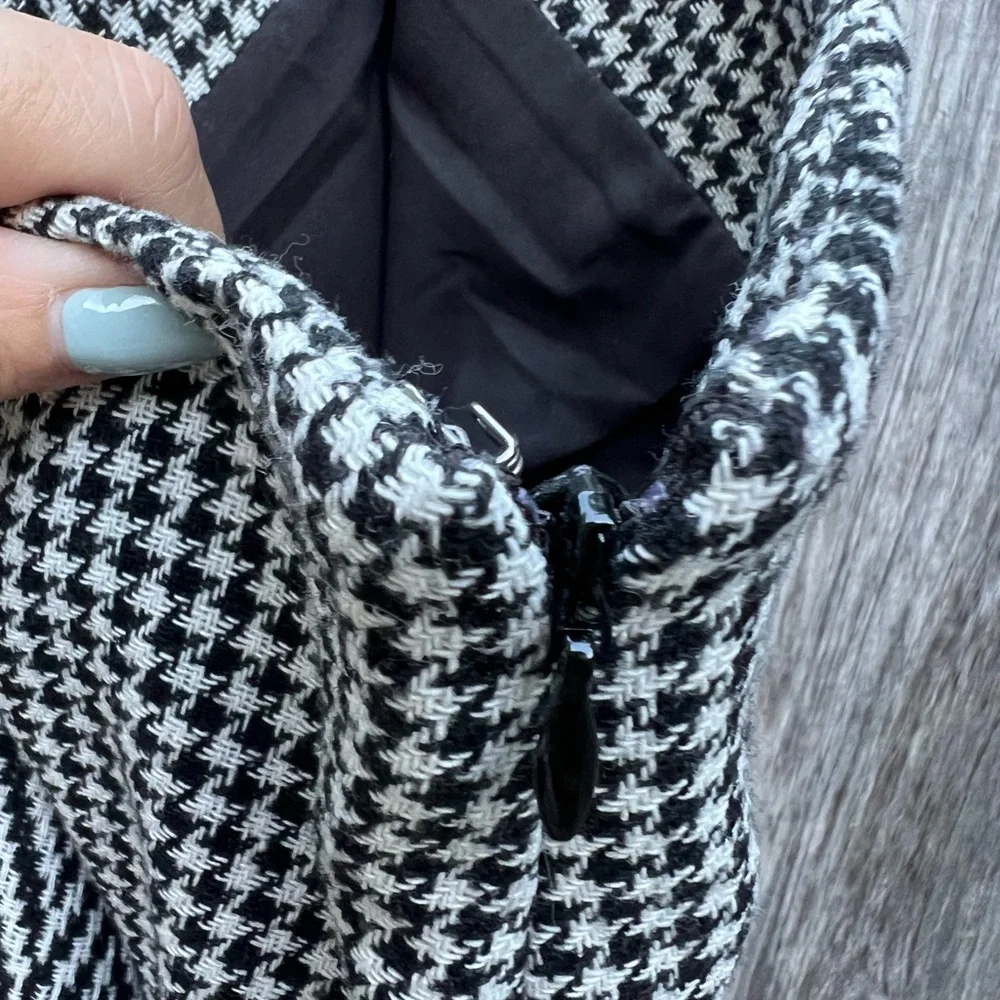 ANN TAYLOR Houndstooth Lined Trumpet Skirt Women’s 6